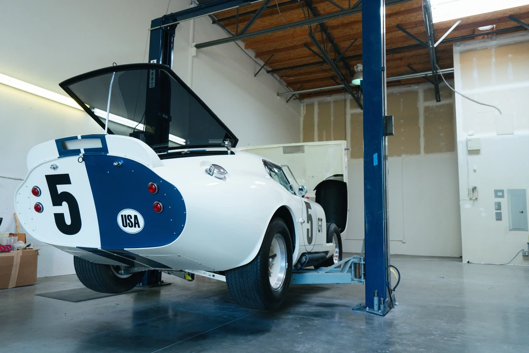 1965 Shelby Daytona Replica - Image 24 of 31