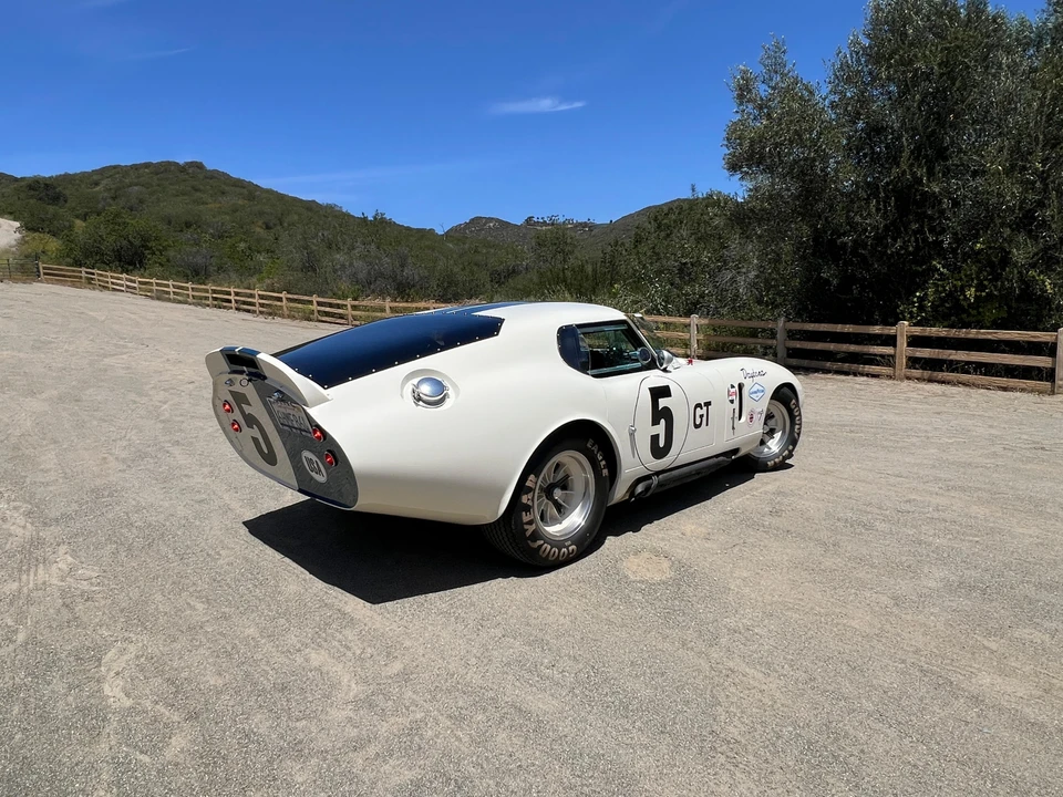 1965 Shelby Daytona Replica - Image 10 of 31