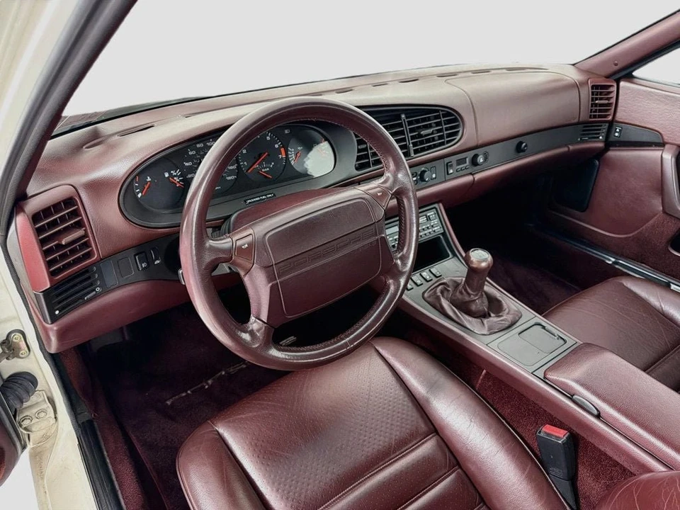 1988 Porsche 944 S - Image 4 of 31