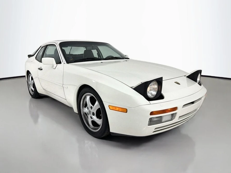 1988 Porsche 944 S - Image 11 of 31