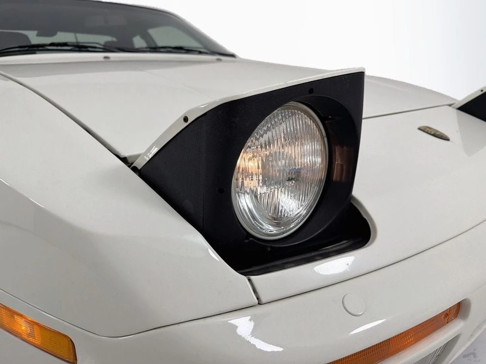 1988 Porsche 944 S - Image 12 of 31