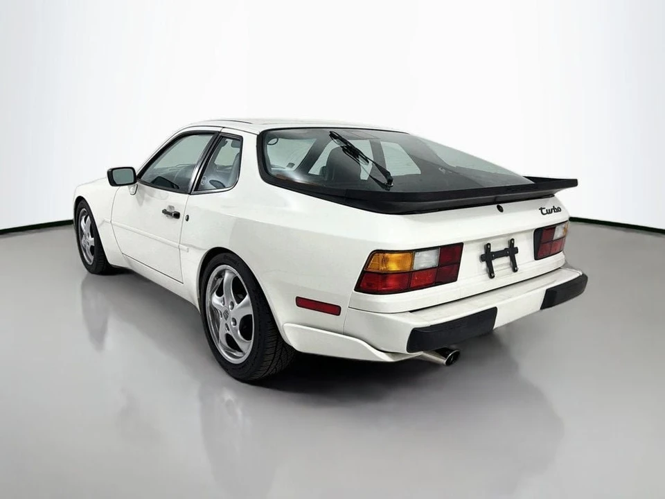 1988 Porsche 944 S - Image 3 of 31
