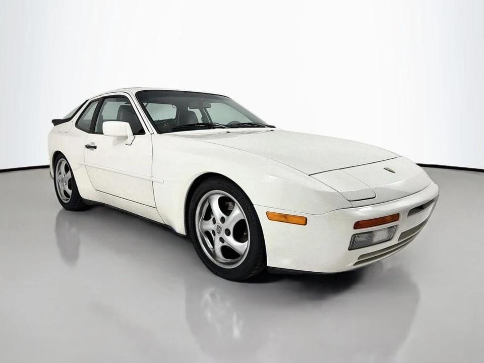 1988 Porsche 944 S - Image 7 of 31