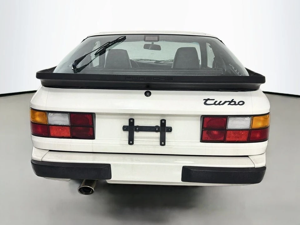 1988 Porsche 944 S - Image 10 of 31
