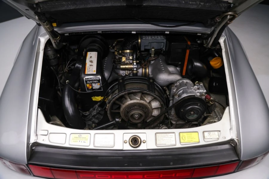 1989 Porsche 911 Carrera 3.2 - Image 13 of 31