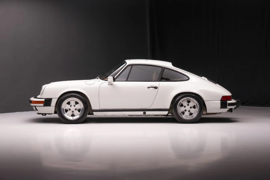 1989 Porsche 911 Carrera 3.2 - Image 2 of 31