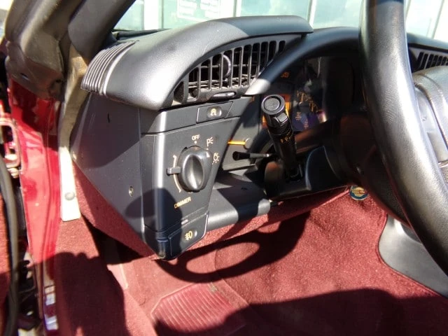 1993 Chevrolet Corvette C4 - Image 19 of 31