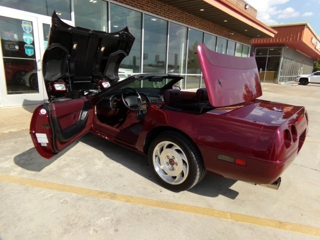 1993 Chevrolet Corvette C4 - Image 15 of 31