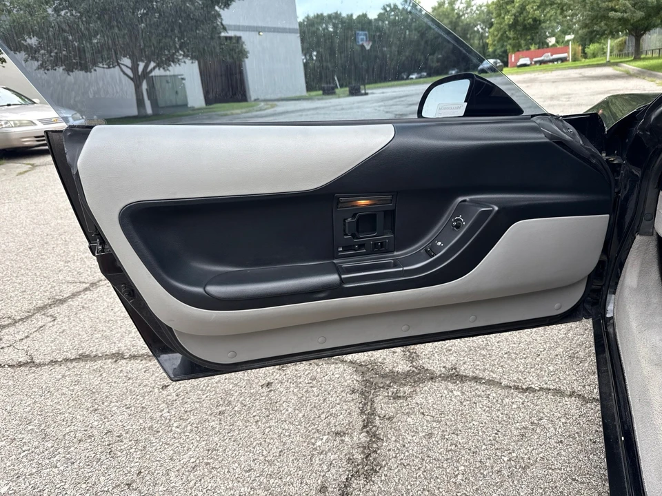 1994 Chevrolet Corvette C4 - Image 10 of 25
