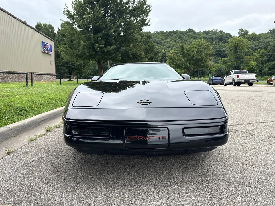 1994 Chevrolet Corvette C4 - Image 2 of 25