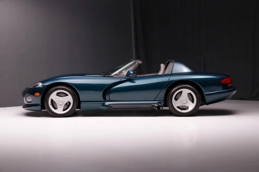 1995 Dodge Viper 1st Gen - Image 2 of 31