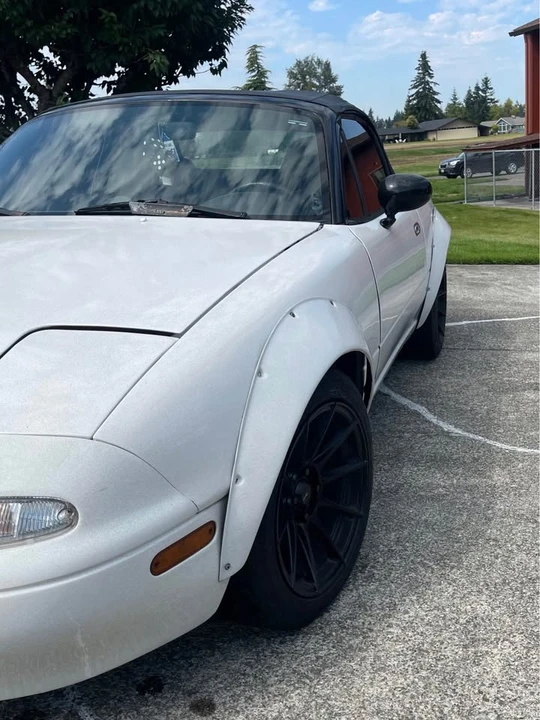 1995 Mazda NA MX-5 Miata - Image 5 of 6