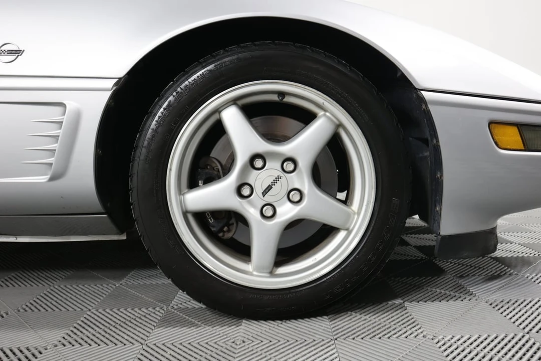 1996 Chevrolet Corvette C4 - Image 6 of 31