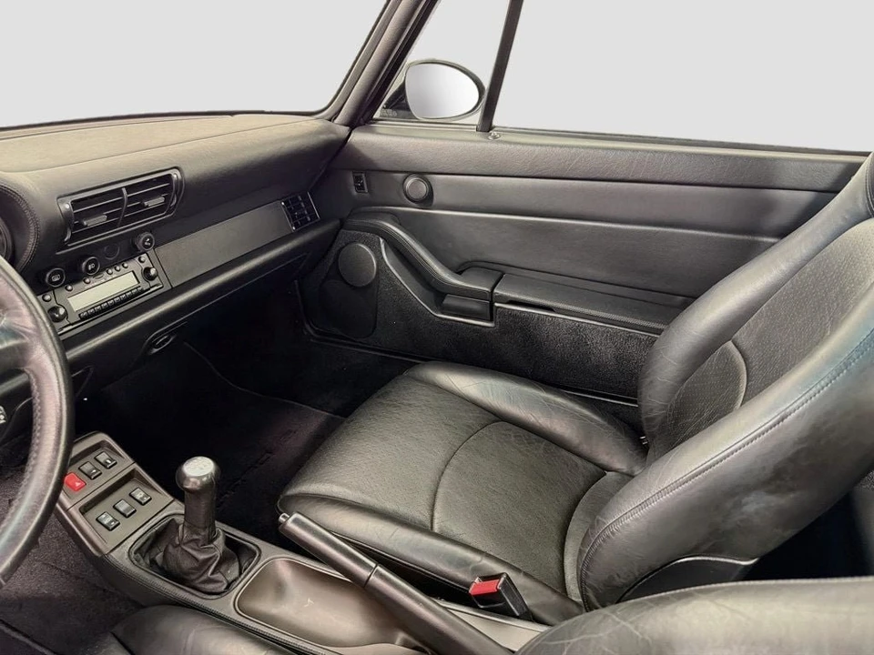 1996 Porsche 993 Carrera - Image 26 of 31