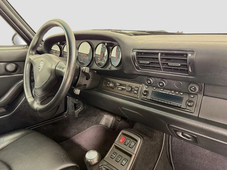 1996 Porsche 993 Carrera - Image 29 of 31