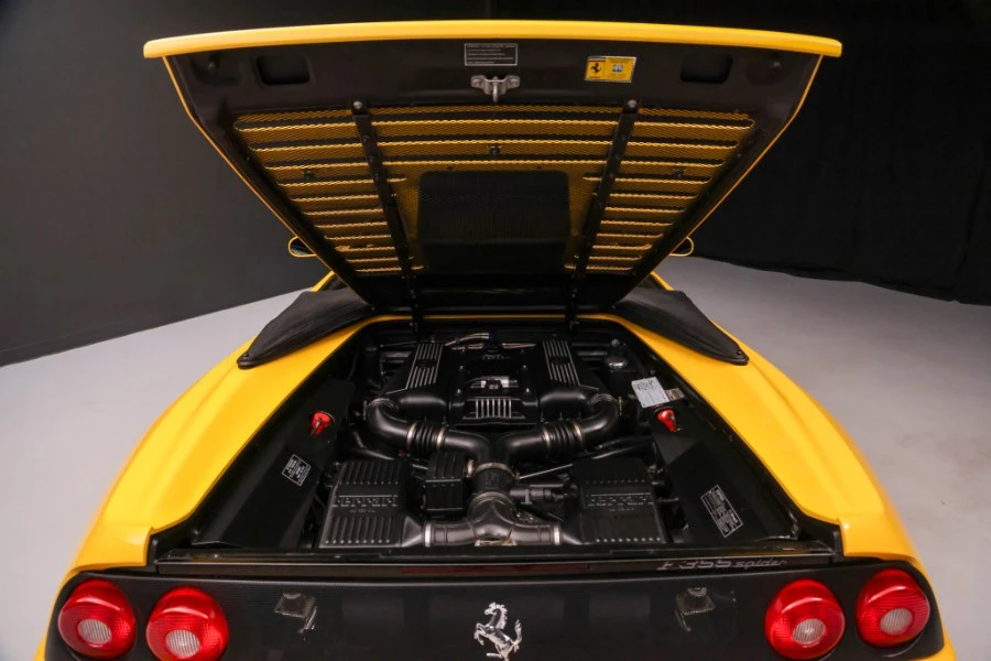 1998 Ferrari F355 Spider - Image 29 of 31