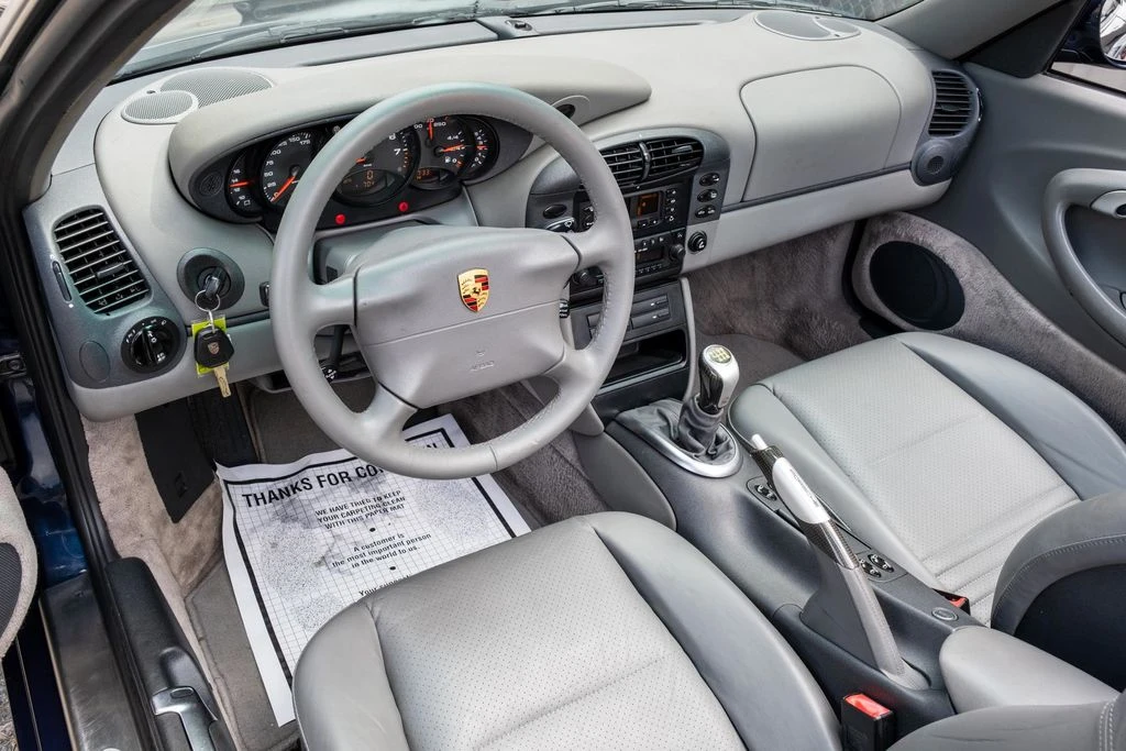 1999 Porsche 996 Carrera - Image 23 of 31