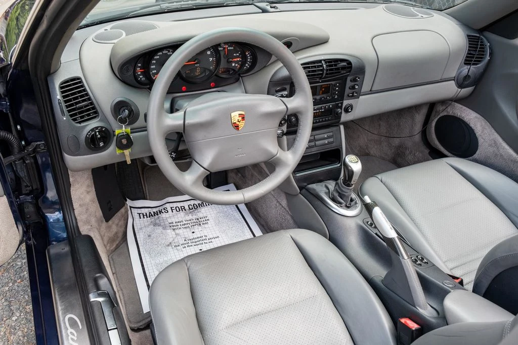 1999 Porsche 996 Carrera - Image 16 of 31
