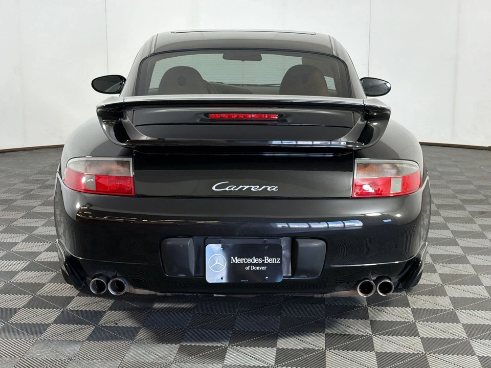 2001 Porsche 996 Carrera - Image 10 of 28