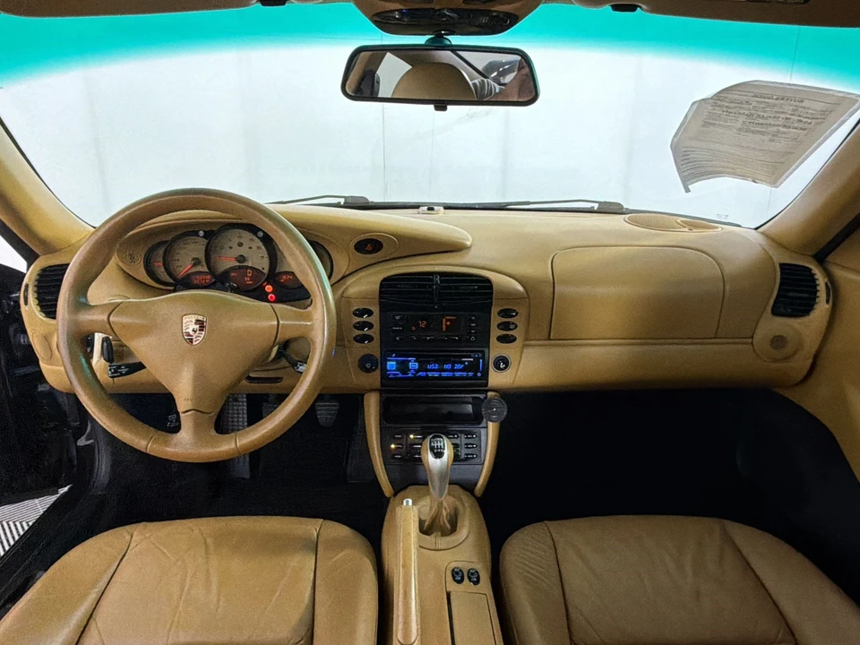 2001 Porsche 996 Carrera - Image 17 of 28
