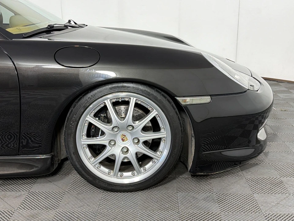 2001 Porsche 996 Carrera - Image 13 of 28
