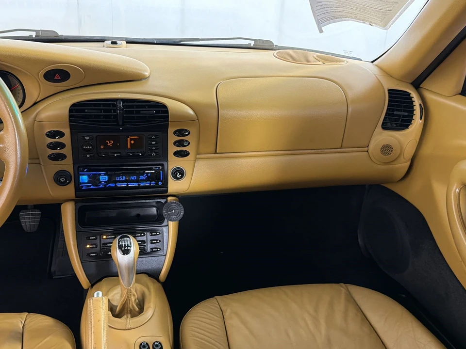 2001 Porsche 996 Carrera - Image 27 of 28