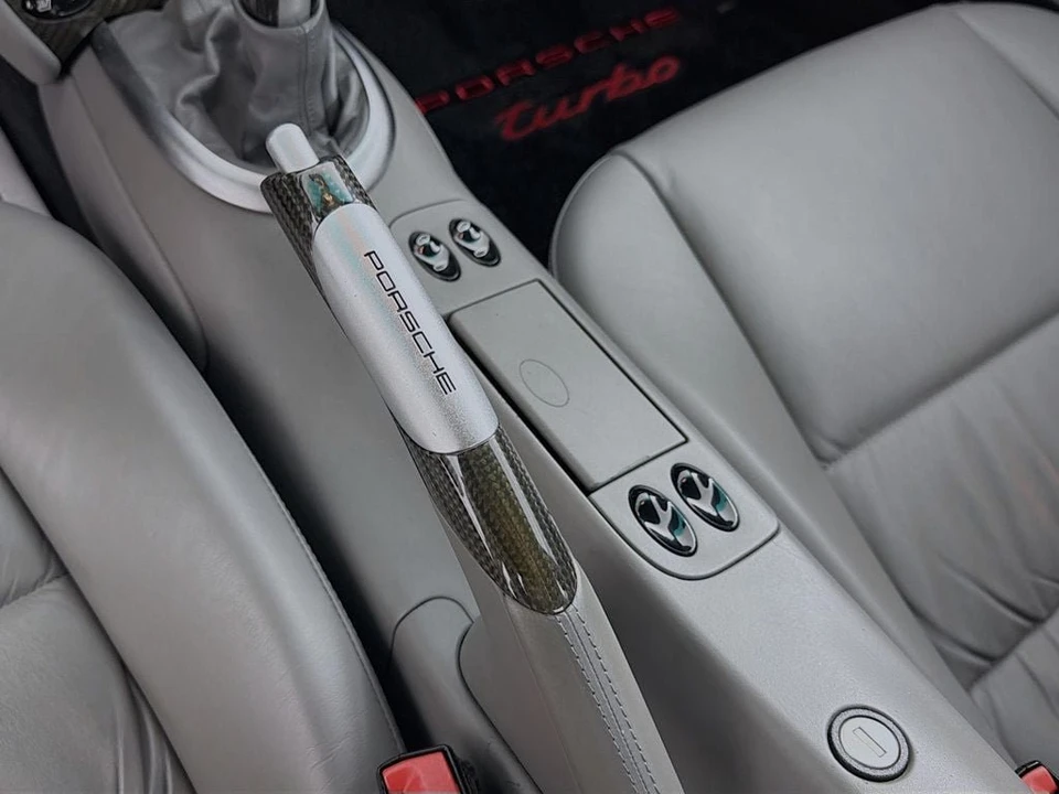 2001 Porsche 911 - Image 21 of 31