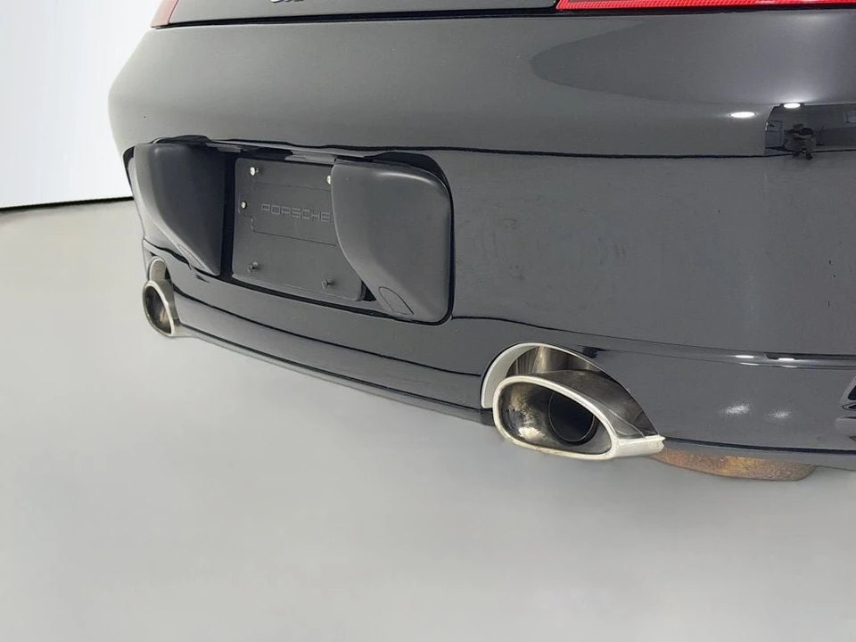 2001 Porsche 911 - Image 13 of 31