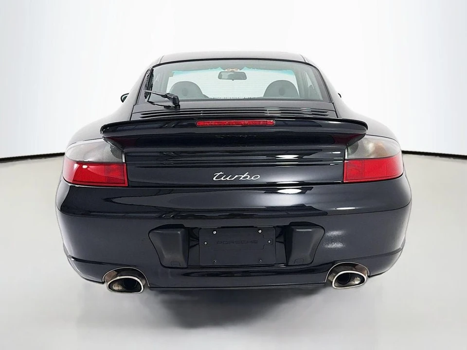 2001 Porsche 911 - Image 10 of 31