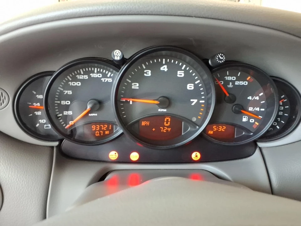 2001 Porsche 996 Carrera - Image 11 of 11