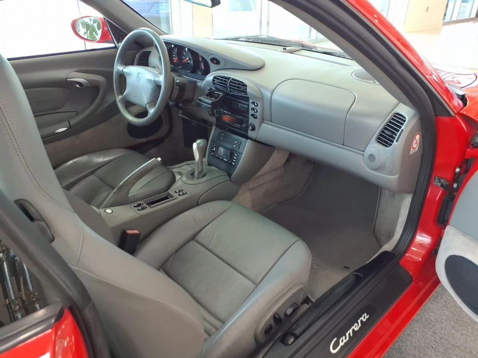 2001 Porsche 996 Carrera - Image 7 of 11