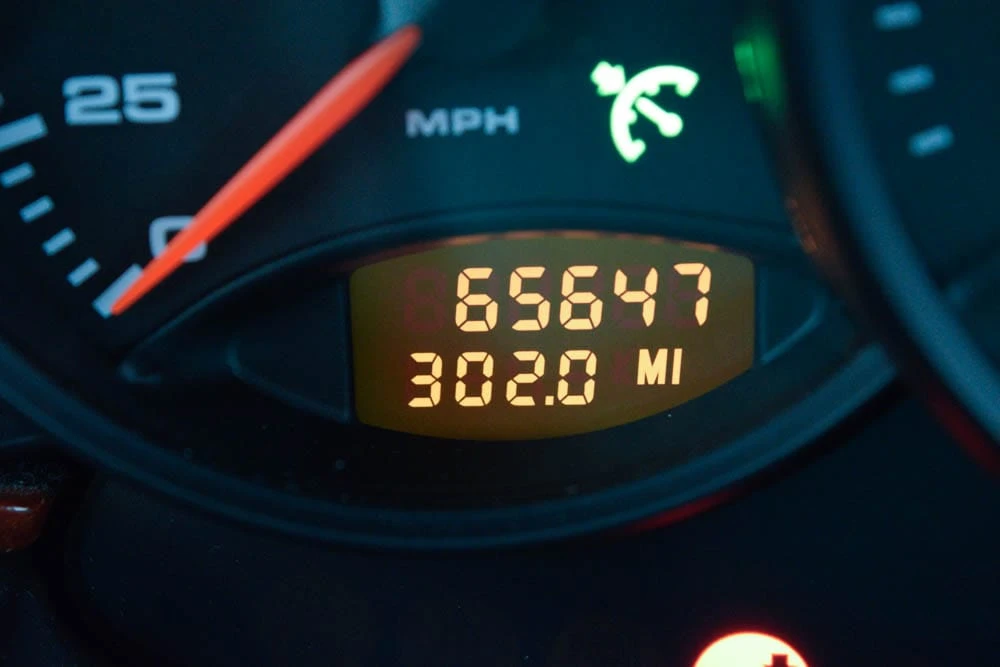 2001 Porsche 996 Carrera - Image 15 of 25