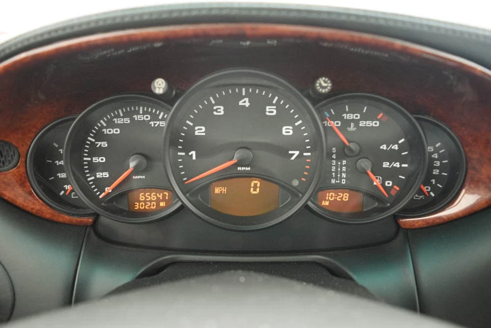 2001 Porsche 996 Carrera - Image 14 of 25