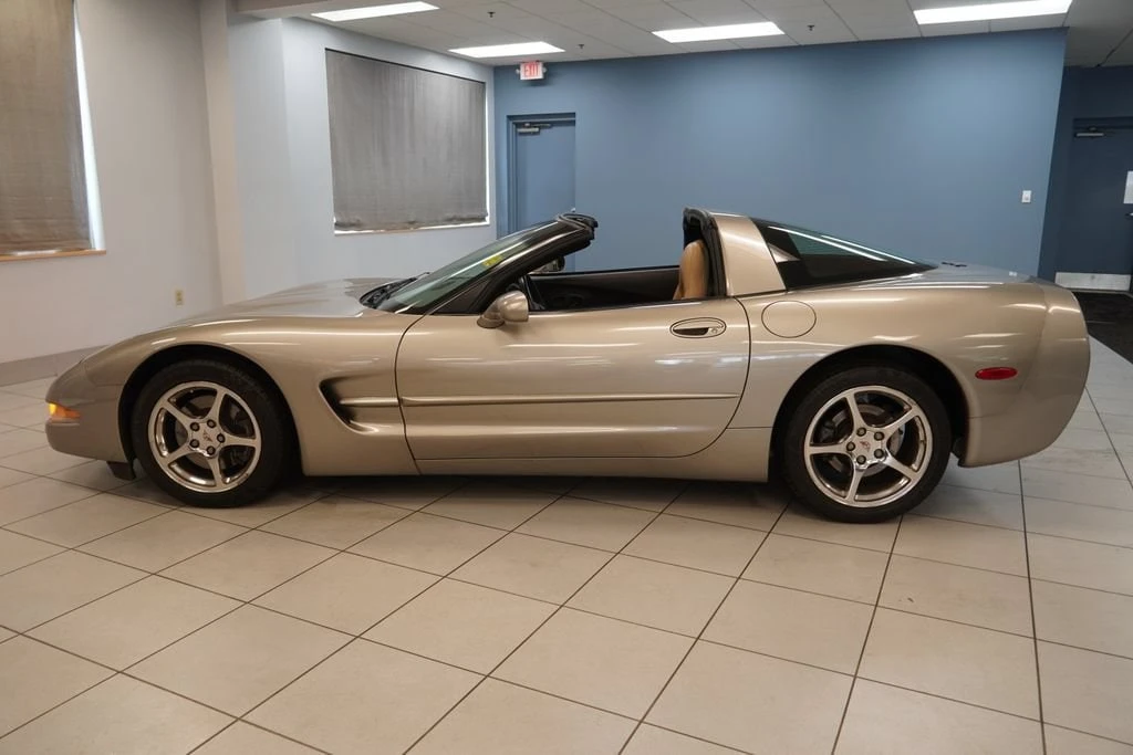2002 Chevrolet Corvette C5 - Image 2 of 31
