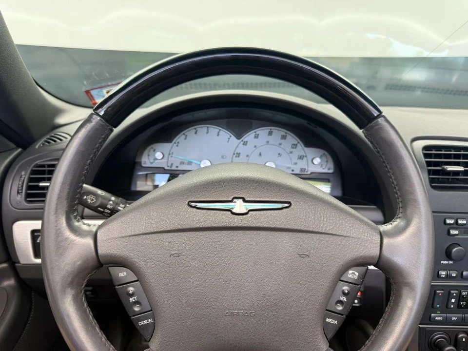 2002 Ford Thunderbird 11th Gen - Image 18 of 26