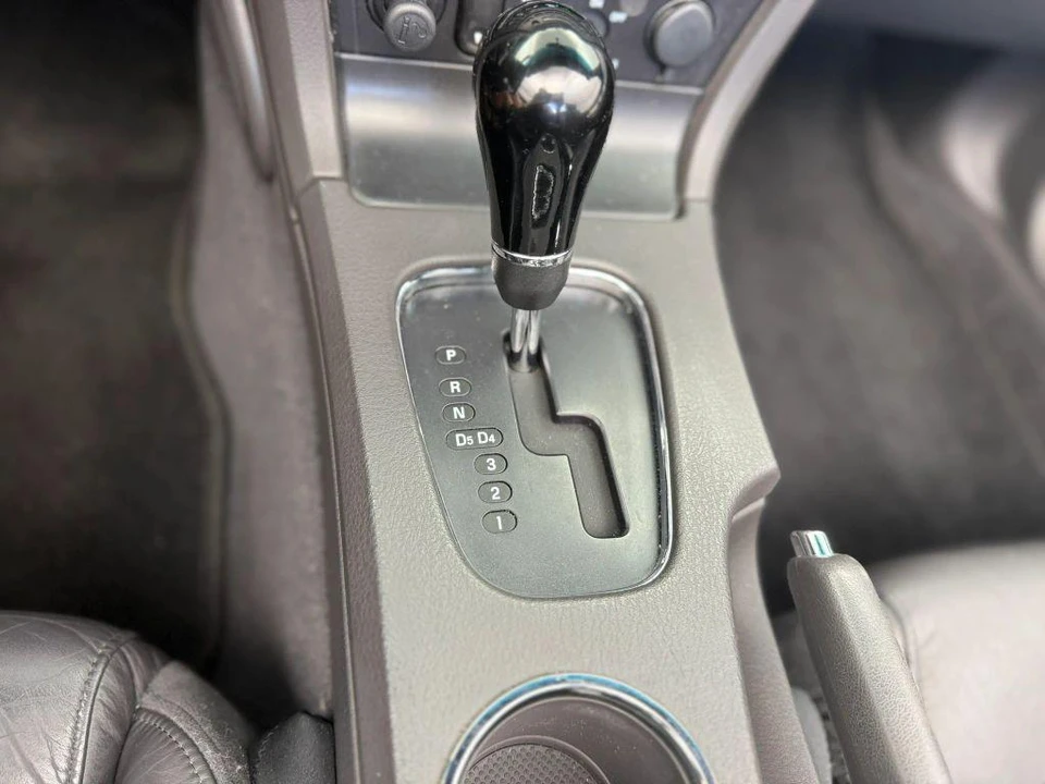2002 Ford Thunderbird 11th Gen - Image 21 of 26