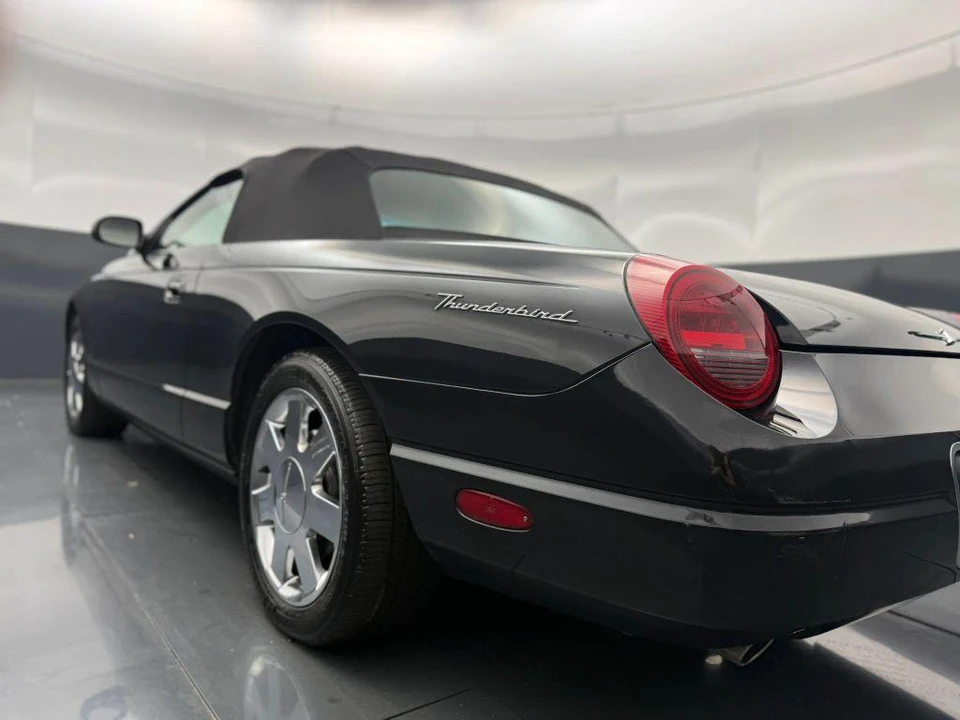2002 Ford Thunderbird 11th Gen - Image 5 of 26