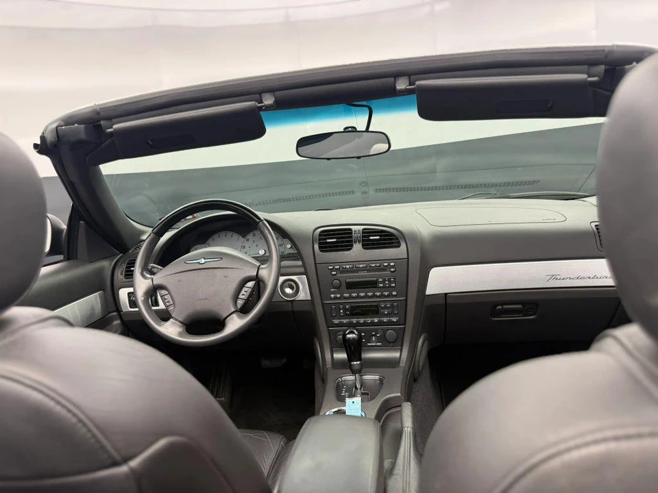 2002 Ford Thunderbird 11th Gen - Image 11 of 26