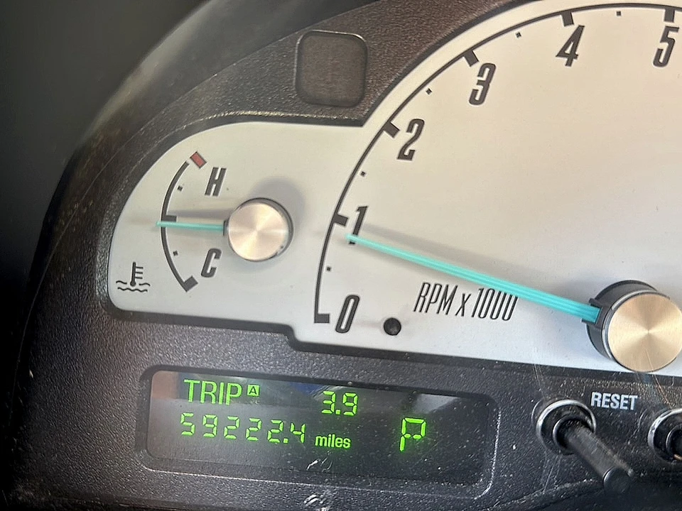 2002 Ford Thunderbird 11th Gen - Image 11 of 21