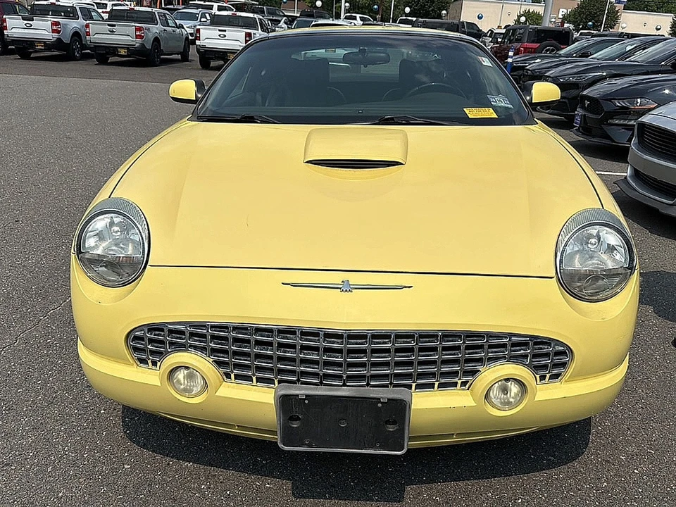 2002 Ford Thunderbird 11th Gen - Image 17 of 21