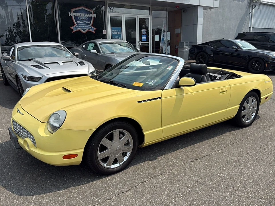 2002 Ford Thunderbird 11th Gen - Image 2 of 21