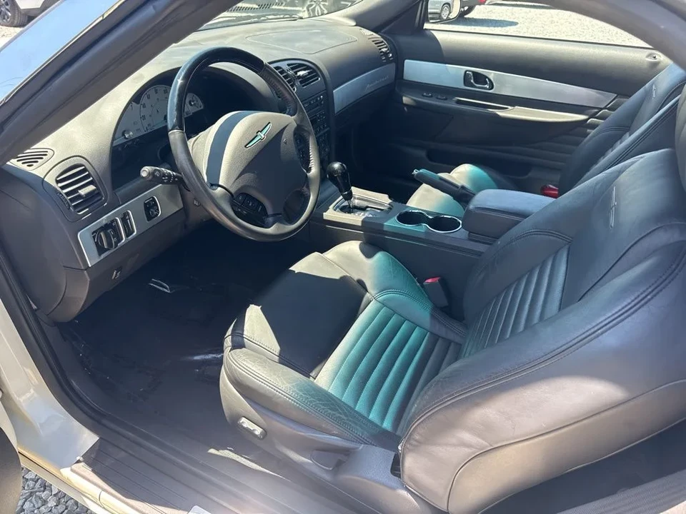 2002 Ford Thunderbird 11th Gen - Image 3 of 4