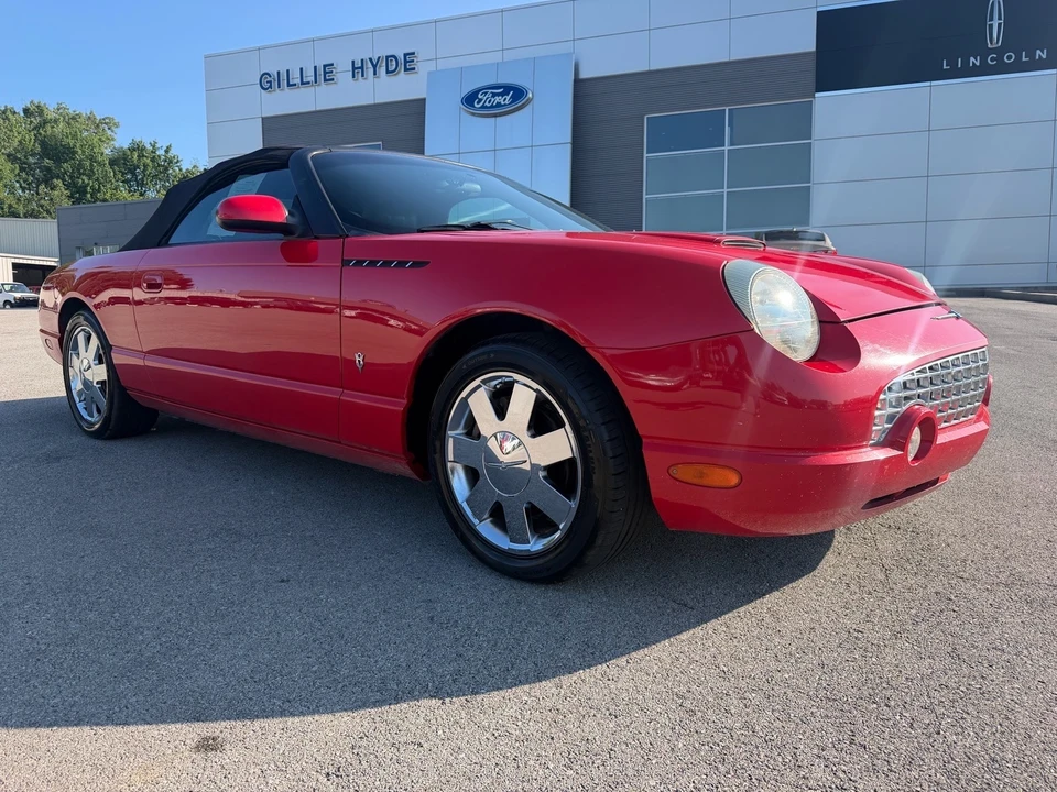 2002 Ford Thunderbird 11th Gen - Image 3 of 31