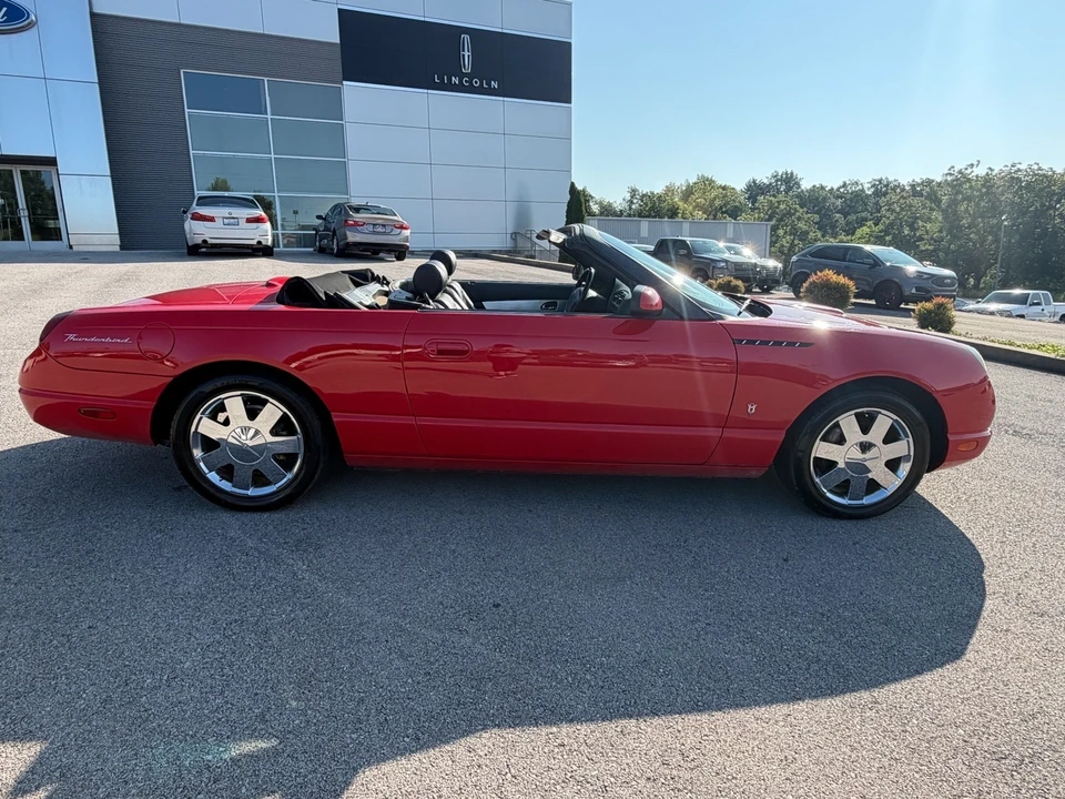 2002 Ford Thunderbird 11th Gen - Image 25 of 31