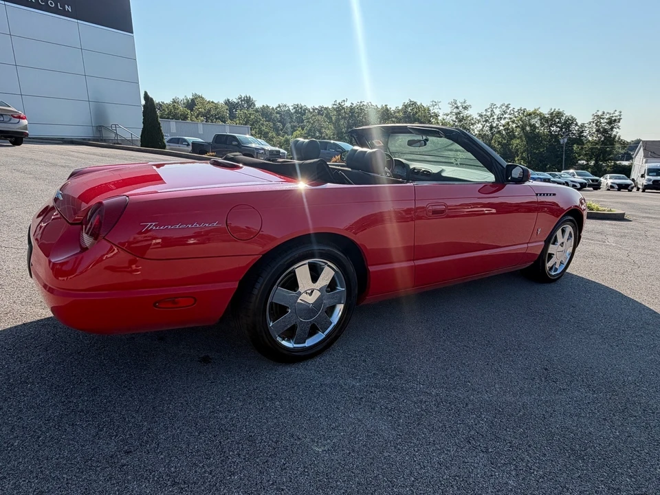 2002 Ford Thunderbird 11th Gen - Image 24 of 31