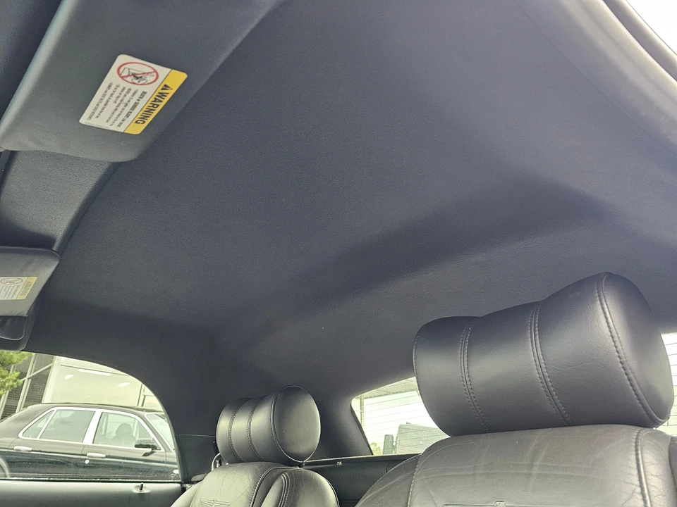 2002 Ford Thunderbird 11th Gen - Image 19 of 30