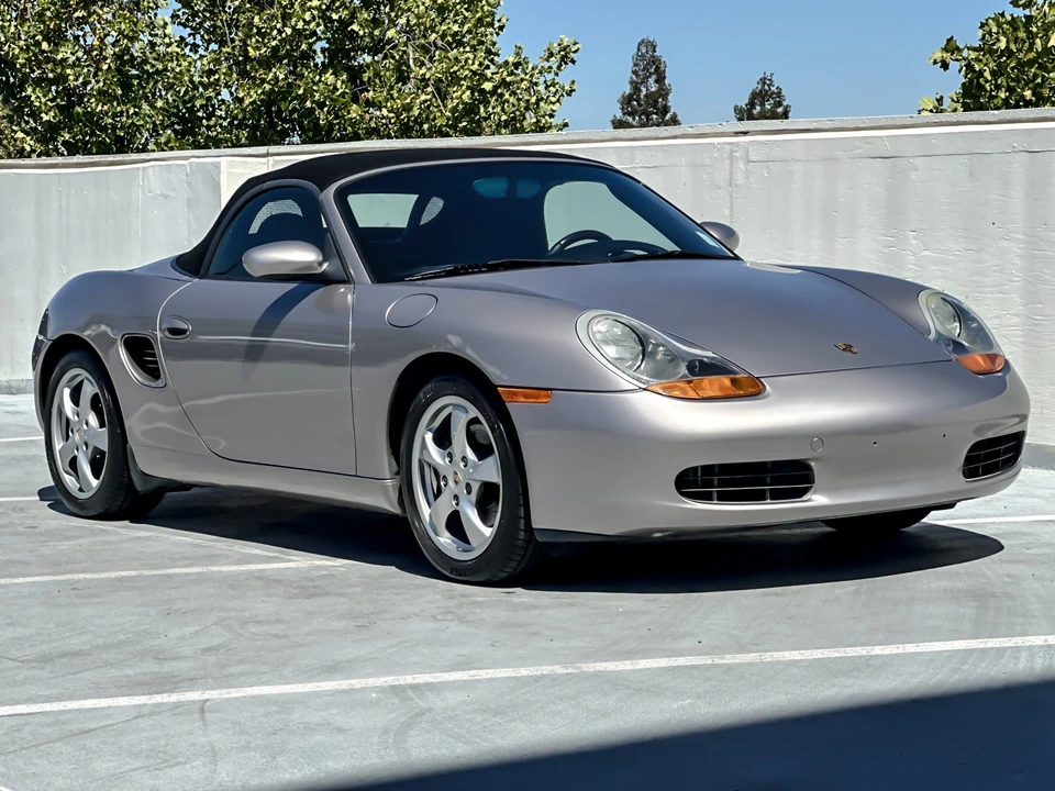 2002 Porsche 986 Boxster - Image 12 of 31
