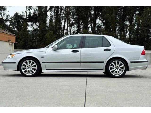 2002 Saab 9-5 1st Gen - Image 2 of 31