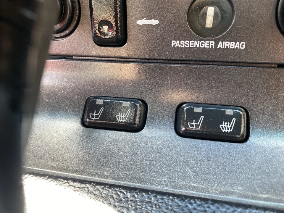 2003 Ford Thunderbird 11th Gen - Image 15 of 15