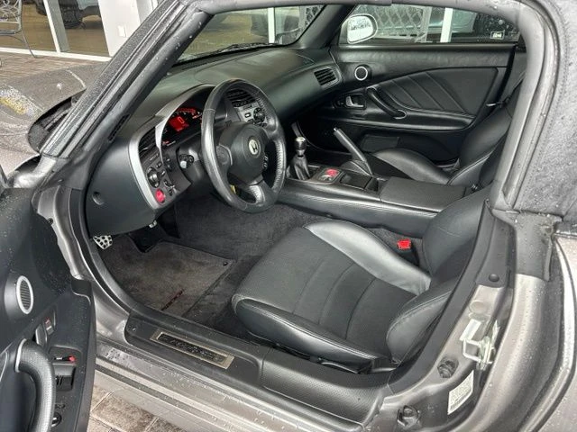 2003 Honda AP1 S2000 - Image 7 of 9